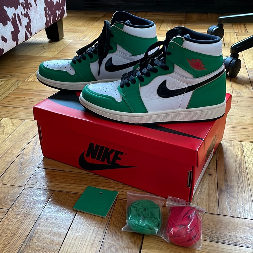 Jordan 1 High OG Lucky Green W8